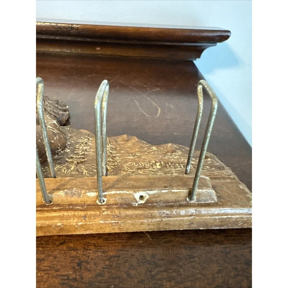 Vintage Niagra Falls Native American Smoking Pipe Tie Hanger Jewelry Storage Org